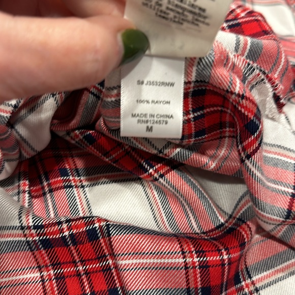 Plaid 1/4 button collared shirt with rolled button sleeve option. - Picture 8 of 8